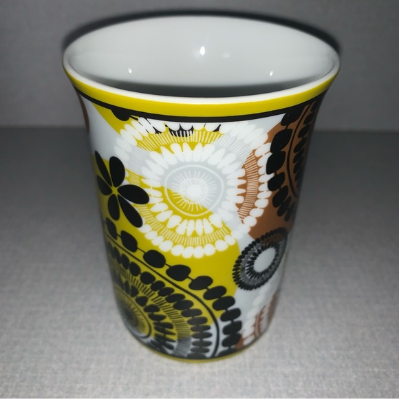 VERA BRADLEY Retired 2013 COCOA MOSS Brown Porcelain Mug Microwave DW Safe NIB - Picture 3 of 10
